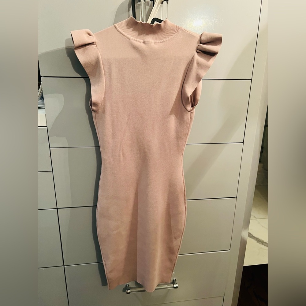 BODYCON RUFFLED SLEEVE CUT OUT DRESS - Picture 5 of 5